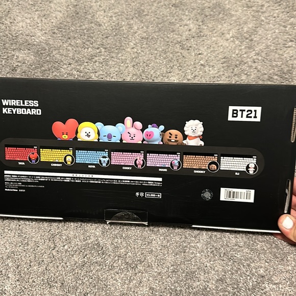 NIB BTS BT21 Line Friends Wireless Keyboard KOYA - Picture 4 of 6